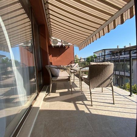 Операта Топ Център Лукс Warna Exterior foto