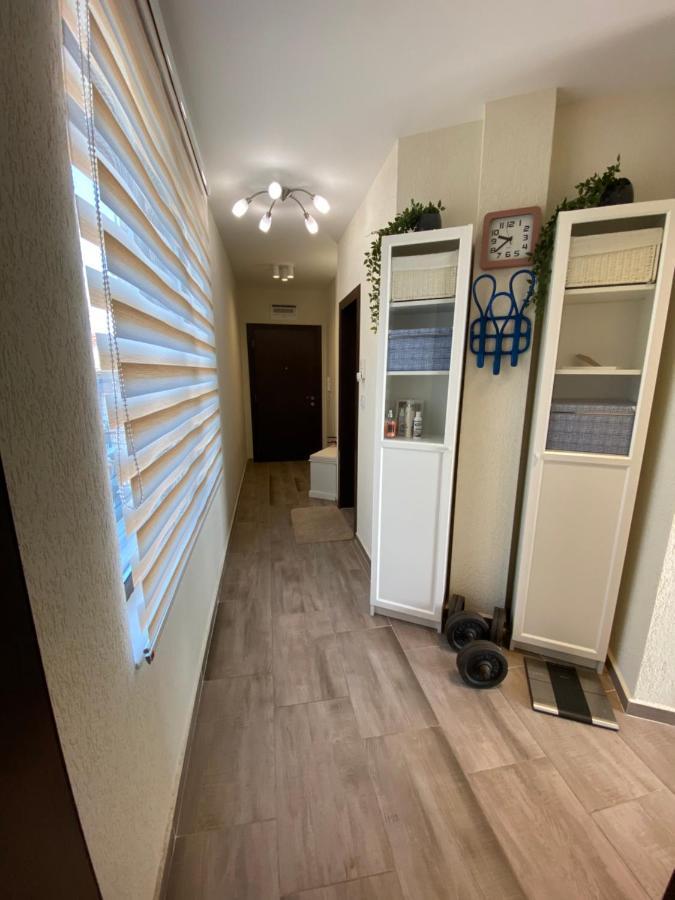 Операта Топ Център Лукс Warna Exterior foto